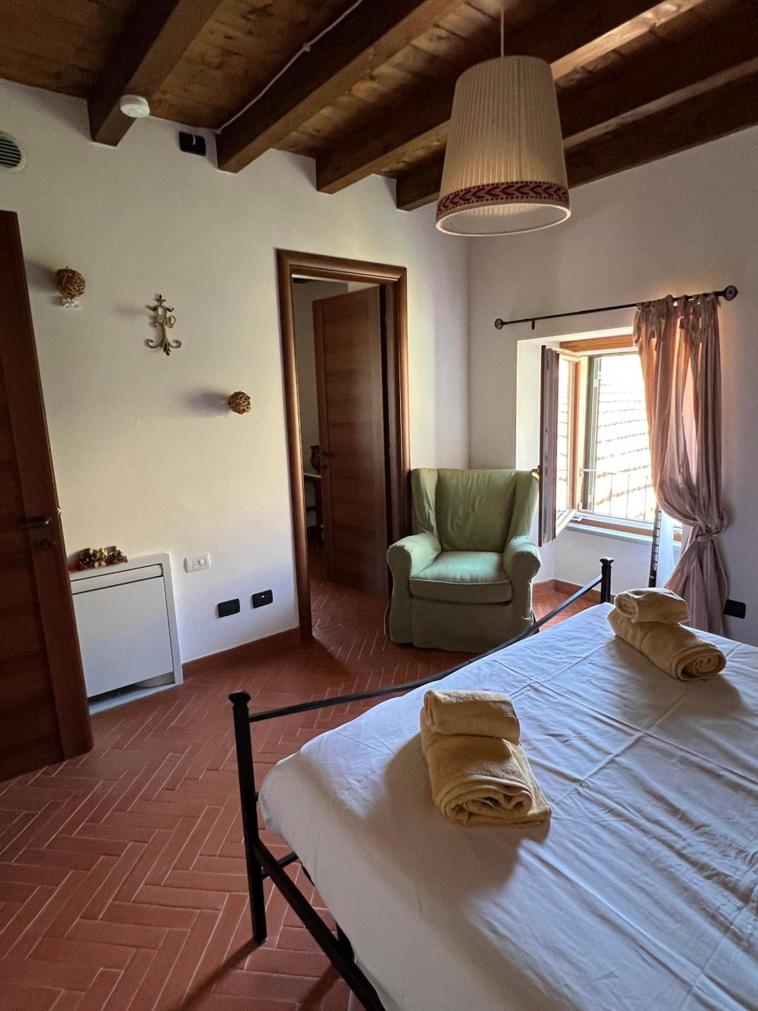 Casa Boru - A Beautiful Fully Restored Spacious House With Fantastic Views Holiday home Calice al Cornoviglio