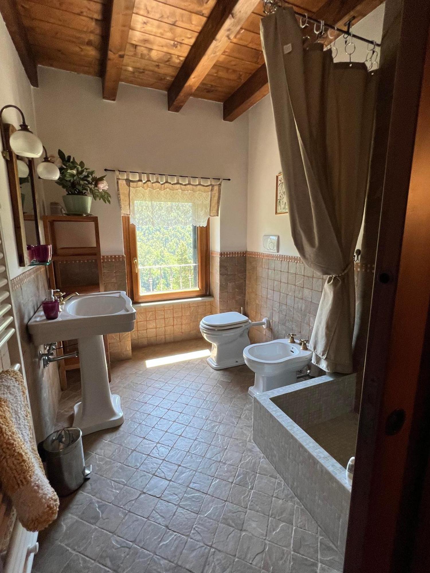 Holiday home Casa Boru - A Beautiful Fully Restored Spacious House With Fantastic Views